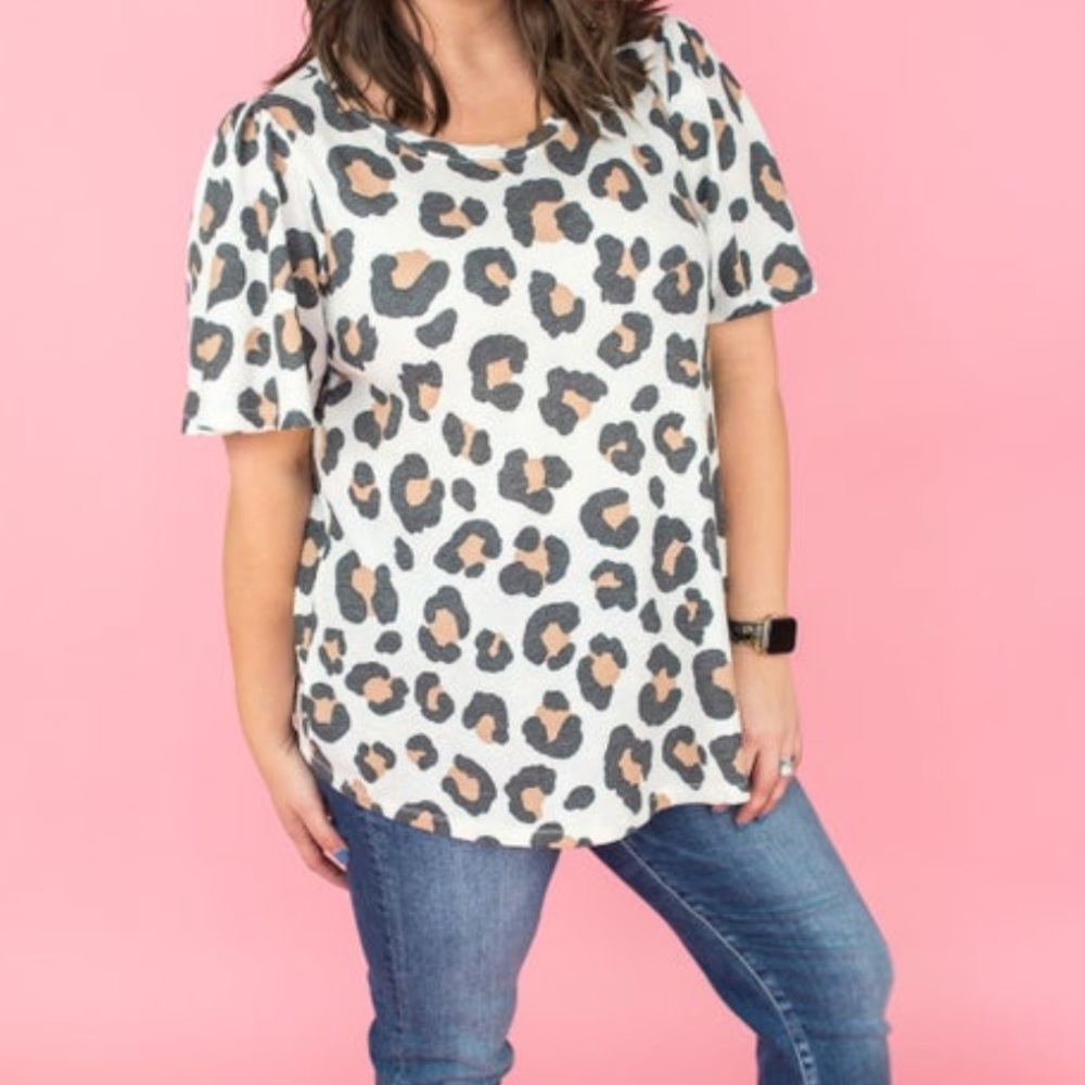 Cherish Waffled leopard tee